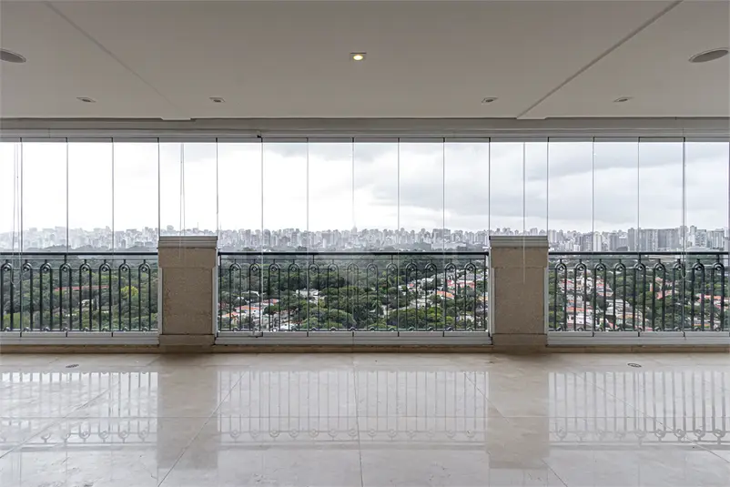 Apartamento com 5 quartos à venda em Moema – SP