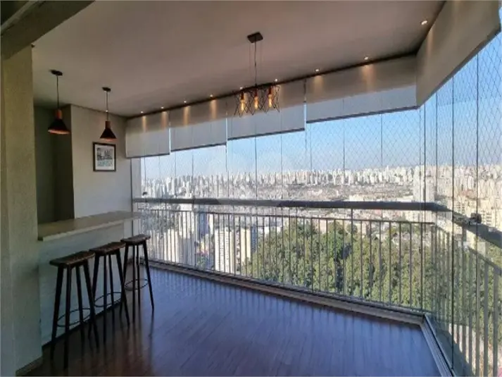 Apartamento com 3 quartos à venda em Cambuci – SP