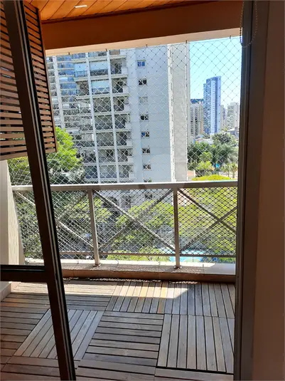 Apartamento com 2 quartos à venda em Moema – SP