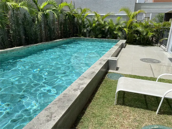 Apartamento com 2 quartos à venda em Moema – SP