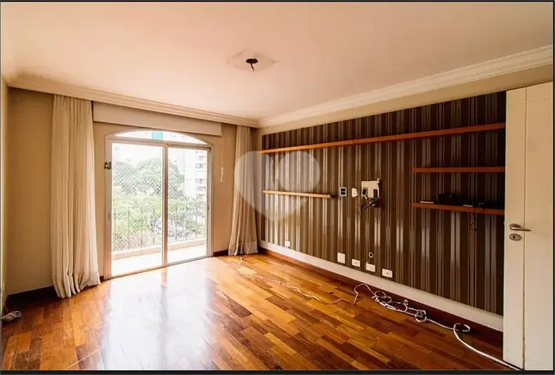 Apartamento com 4 quartos à venda em Moema – SP
