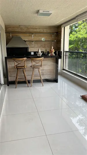 Apartamento com 3 quartos para alugar em Santana – SP