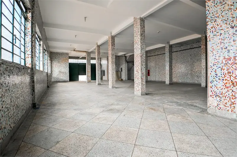 Salão Comercial à venda em Penha de França – SP