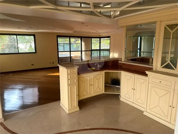 Apartamento com 6 quartos à venda em Anália Franco – SP