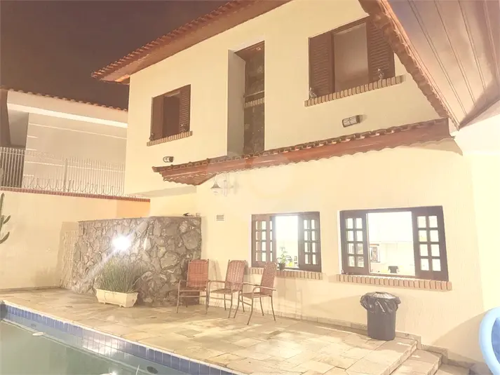 Sobrado com 4 quartos à venda em Tremembé – SP