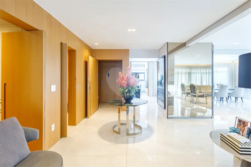 Apartamento com 4 quartos à venda em Jardim Paulista – SP