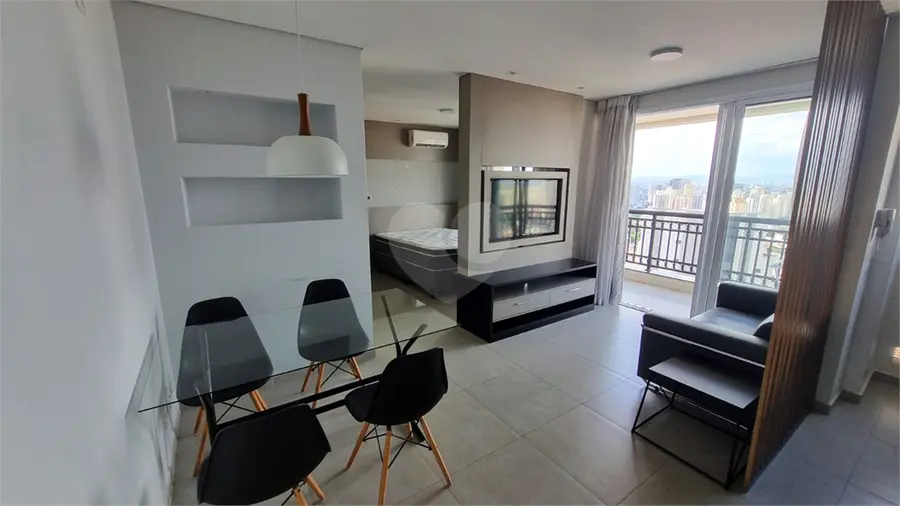 Studio com 1 quarto para alugar em Anália Franco – SP