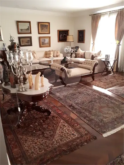 Apartamento com 3 quartos à venda em Bela Vista – SP