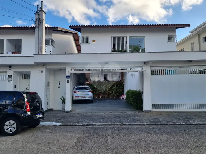 Casa com 4 quartos à venda em Chácara Flora – SP