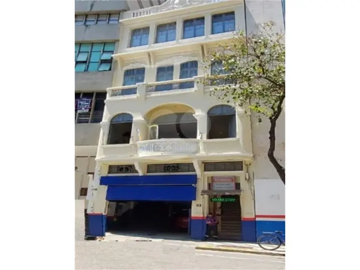 Prédio inteiro à venda em Centro – SP