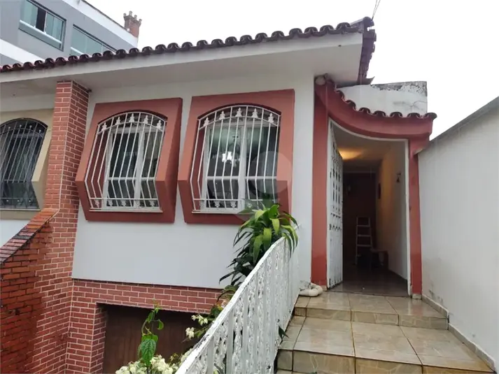 Sobrado com 3 quartos para alugar em Tremembé – SP
