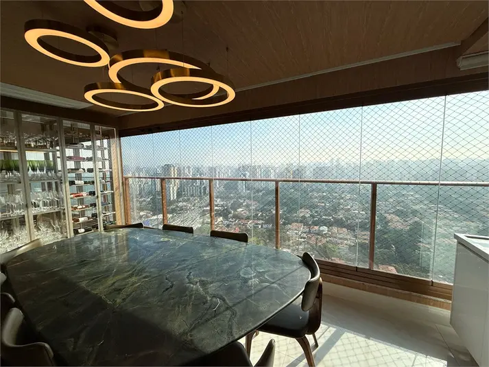 Apartamento com 3 quartos à venda em Brooklin Novo – SP