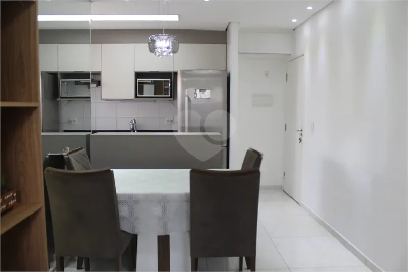 Apartamento com 2 quartos para alugar em Chácara Flora – SP
