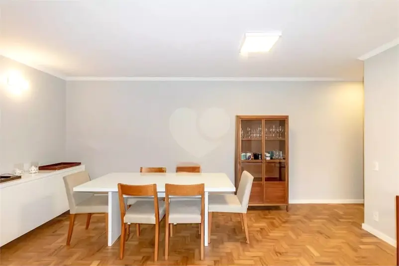 Apartamento com 3 quartos à venda em Moema – SP