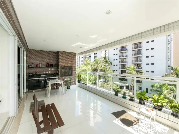 Apartamento com 3 quartos à venda em Tatuapé – SP