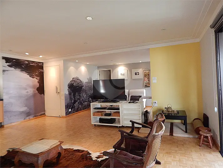 Apartamento com 3 quartos à venda em Vila Nova Conceição – SP