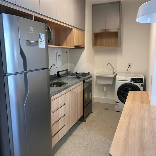 Apartamento com 2 quartos para alugar em Lapa – SP