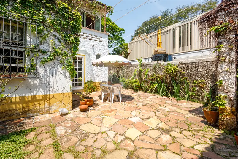 Sobrado com 4 quartos à venda em Jardim Europa – SP