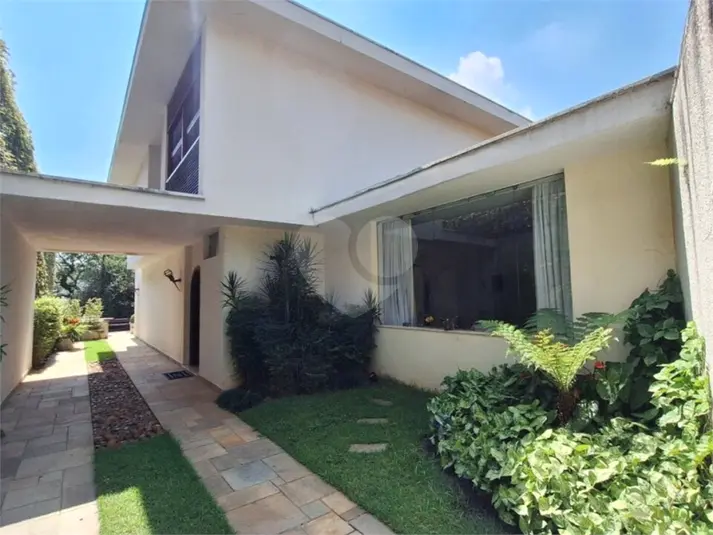 Casa com 3 quartos à venda em Pacaembú – SP