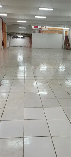 Salão Comercial para alugar em Rudge Ramos – SP