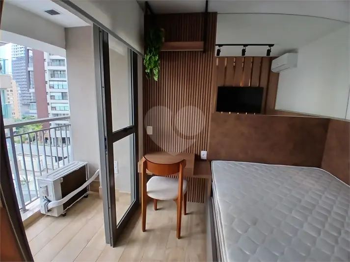Studio com 1 quarto à venda ou para alugar em Moema – SP