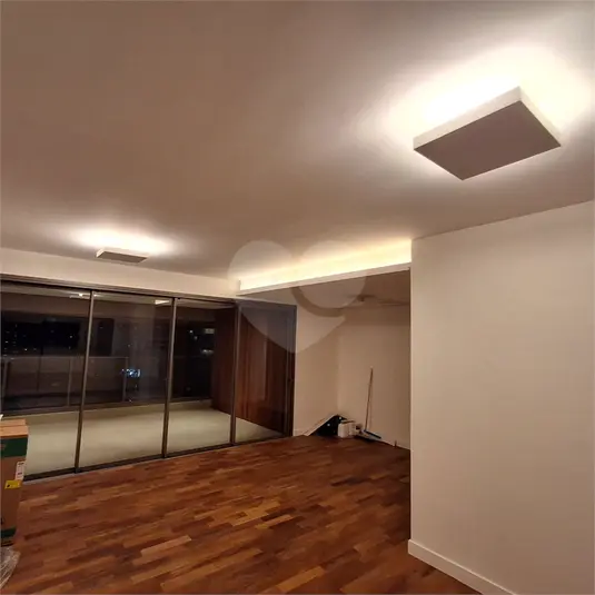 Apartamento com 3 quartos à venda em Vila Nova Conceição – SP