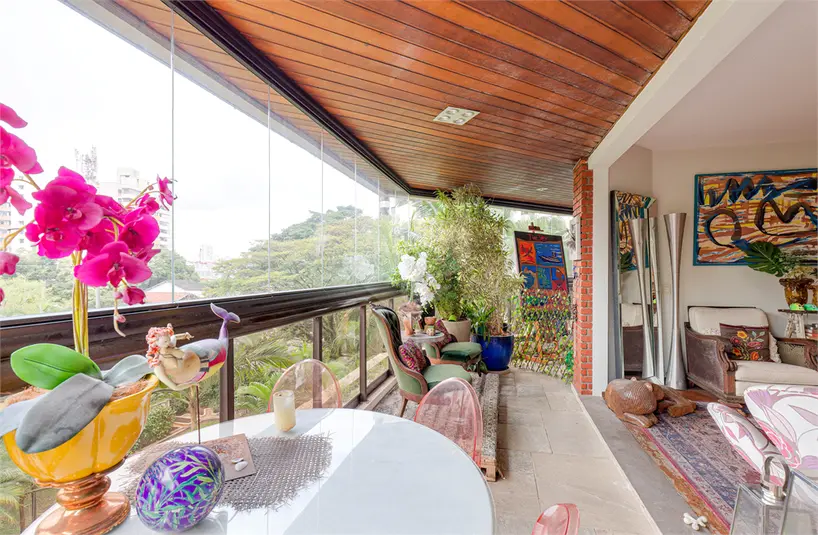 Apartamento com 3 quartos à venda em Campo Belo – SP