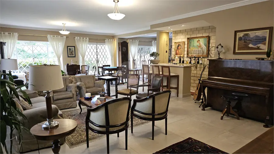Casa com 5 quartos à venda em Alto de Pinheiros – SP