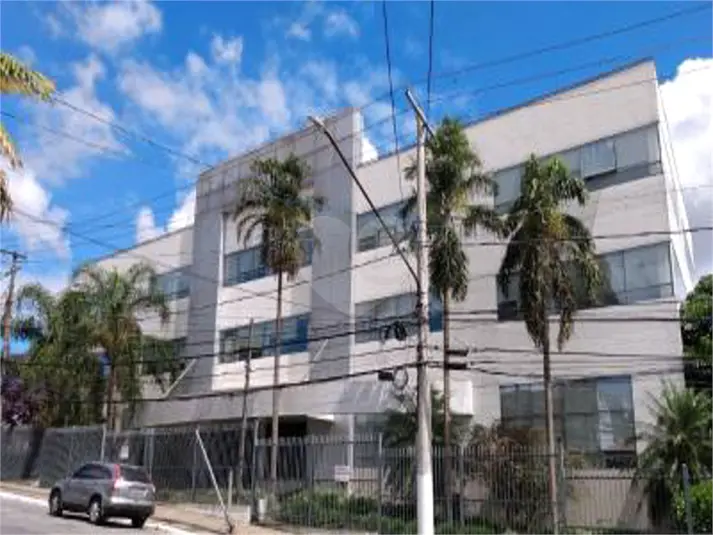 Prédio inteiro à venda em Penha – SP