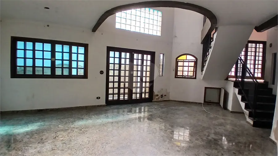 Sobrado com 4 quartos à venda em Santana – SP