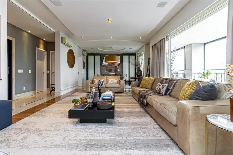 Apartamento com 4 quartos à venda em Moema – SP