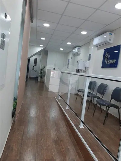 Sobrado à venda ou para alugar em Pinheiros – SP