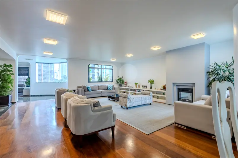 Apartamento com 4 quartos à venda em Jardim Paulista – SP