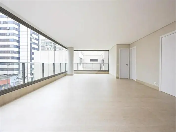 Apartamento com 4 quartos à venda em Vila Nova Conceição – SP