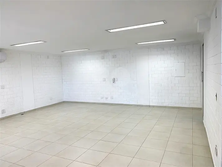 Salas para alugar em Vila Madalena – SP