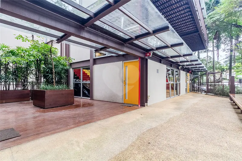 Prédio inteiro à venda em Vila Madalena – SP