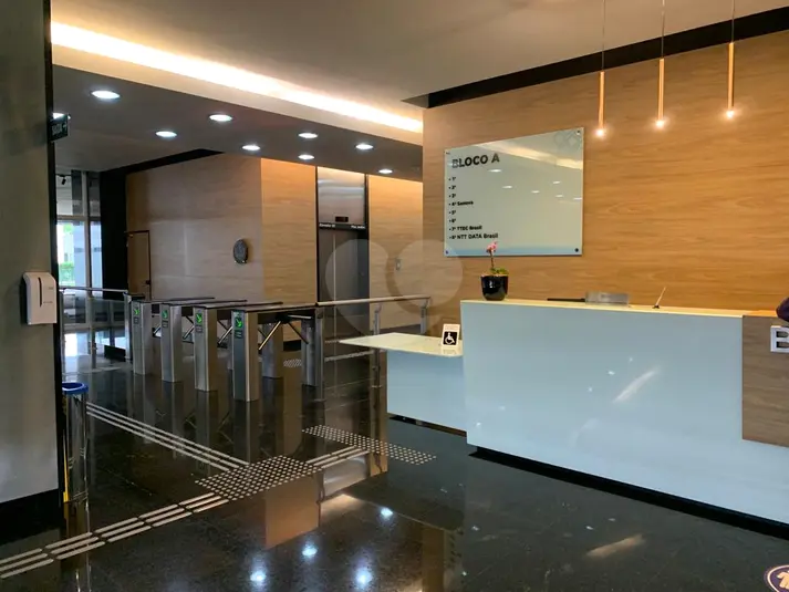 Salas à venda ou para alugar em Santo Amaro – SP