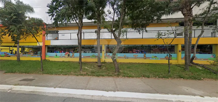Prédio inteiro à venda em Parada Inglesa – SP