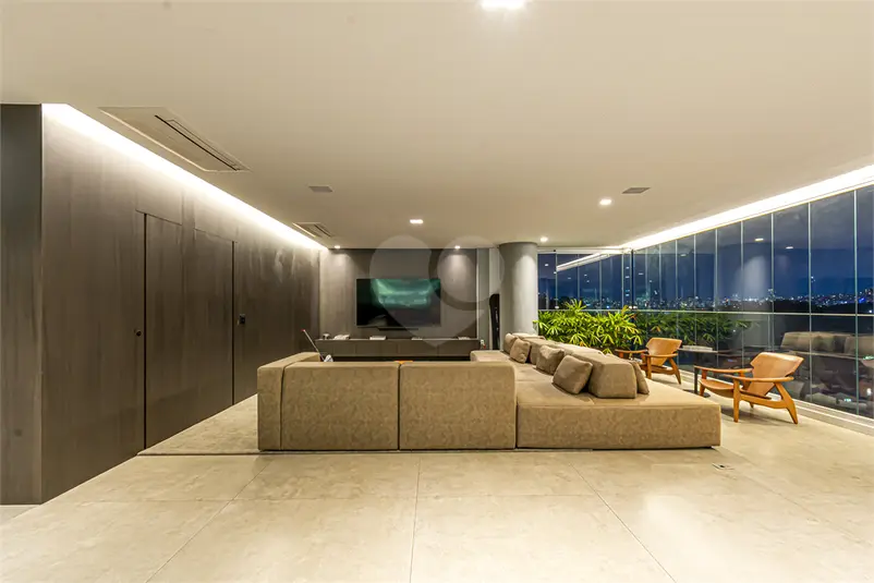 Apartamento com 3 quartos à venda em Moema – SP