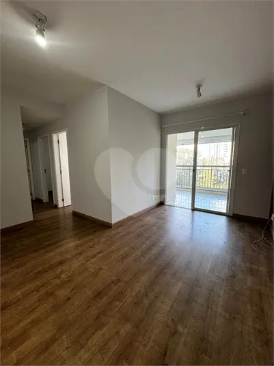 Apartamento com 3 quartos para alugar em Morumbi – SP