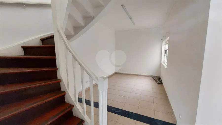 Sobrado com 7 quartos para alugar em Santana – SP