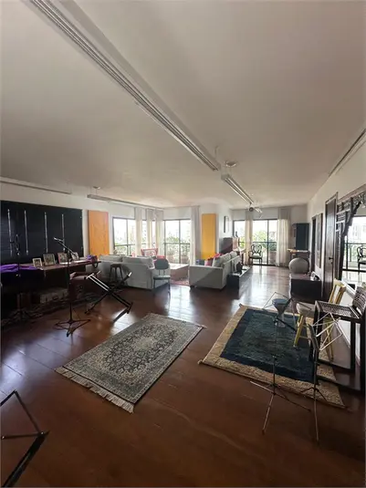 Apartamento com 3 quartos à venda em Higienópolis – SP