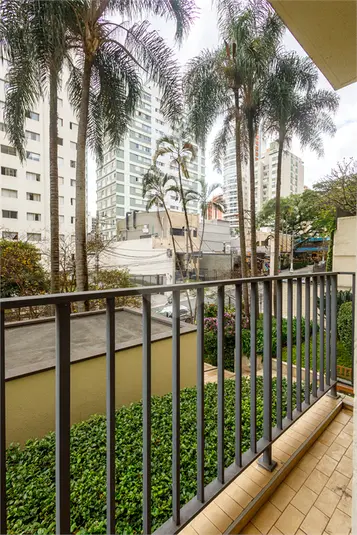 Apartamento com 2 quartos à venda em Moema – SP