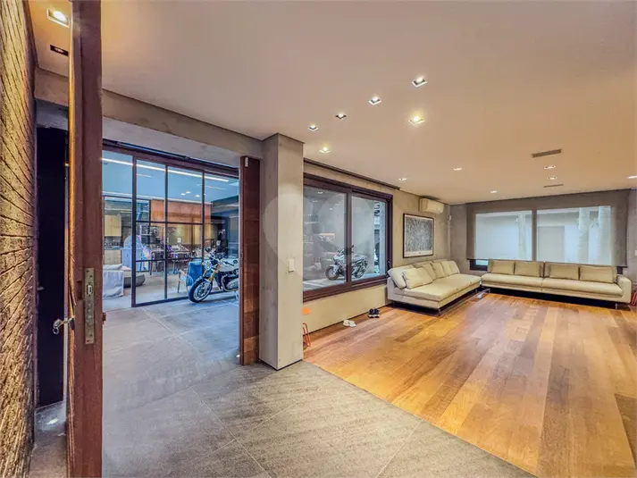Casa com 5 quartos à venda em Jardim Europa – SP