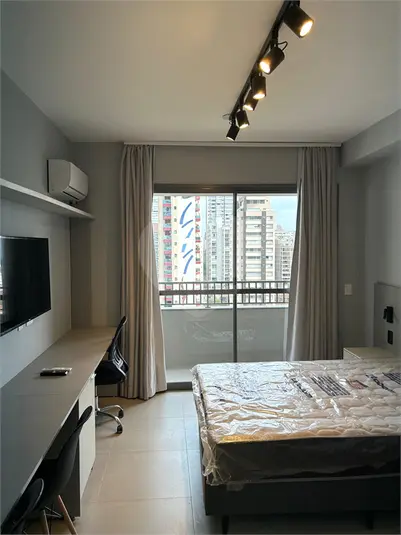 Apartamento com 1 quarto à venda ou para alugar em Vila Olímpia – SP