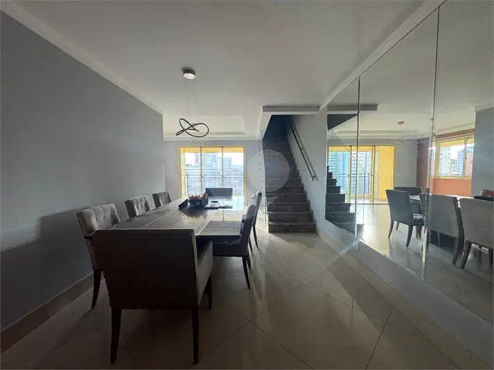 Triplex com 3 quartos à venda ou para alugar em Santana – SP