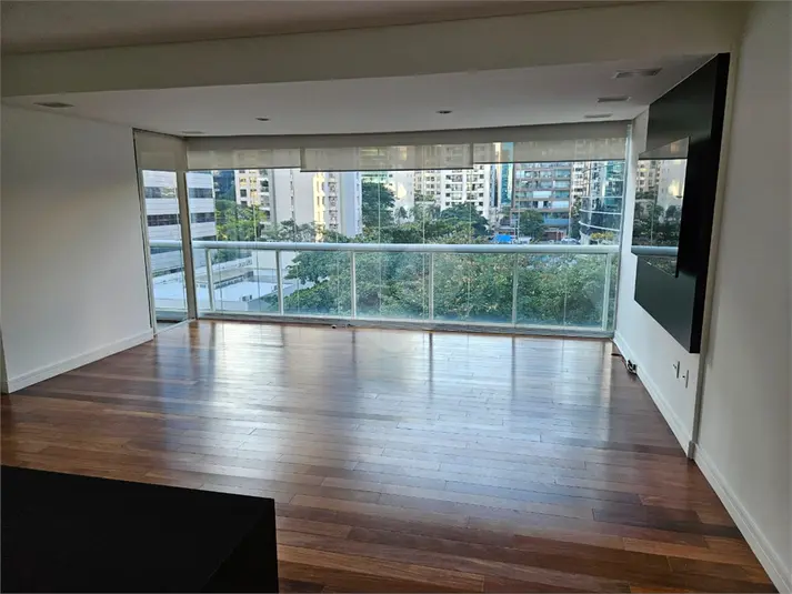 Apartamento com 1 quarto à venda ou para alugar em Itaim Bibi – SP