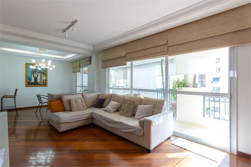 Apartamento com 3 quartos à venda ou para alugar em Chácara Klabin – SP