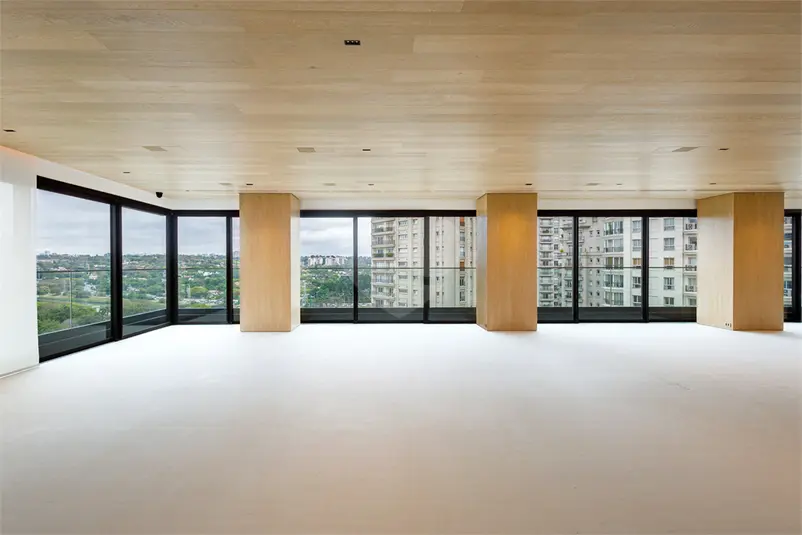Apartamento com 3 quartos à venda em Itaim Bibi – SP