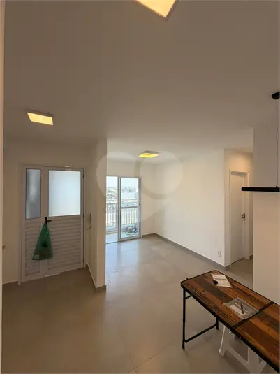 Apartamento com 2 quartos à venda ou para alugar em Vila das Bandeiras – SP